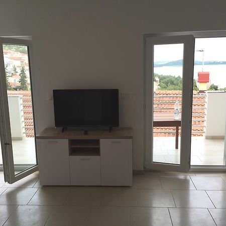 Appartamento House With Sea View Drage Esterno foto