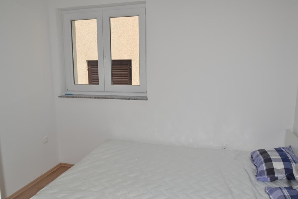 Appartamento House With Sea View Drage Esterno foto