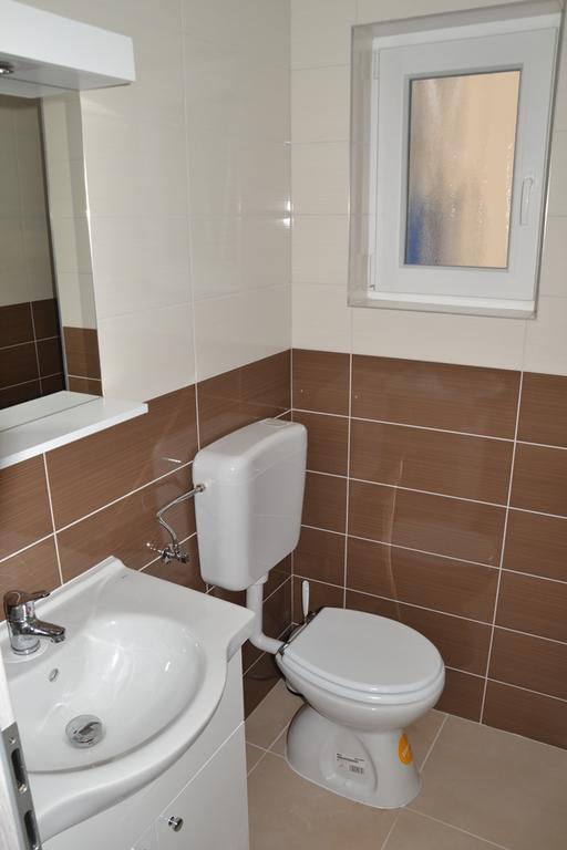 Appartamento House With Sea View Drage Esterno foto